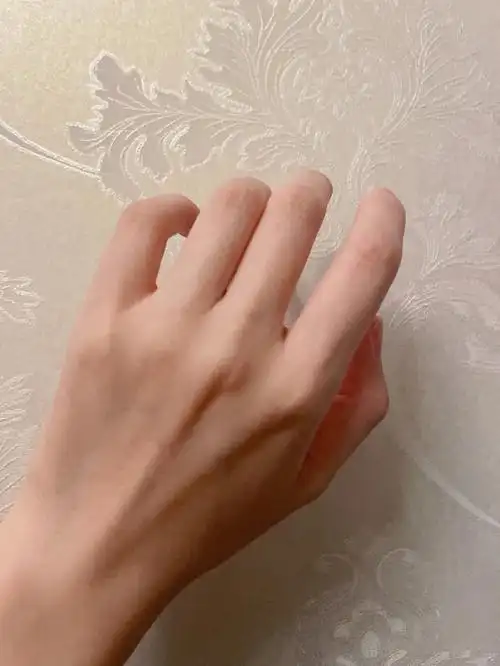 拍手怎么样摆手指才拍的好看