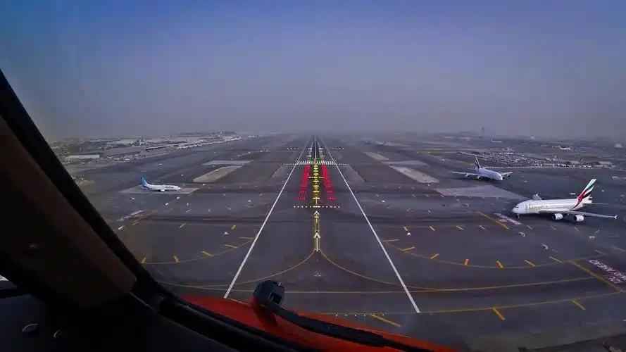 机场跑道缓冲区太短10年16宗飞机冲出跑道