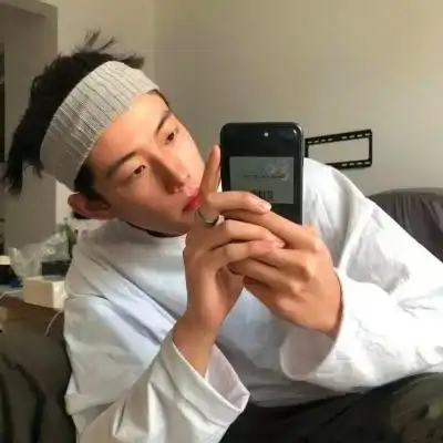 男生头像冷酷帅气阳光图片