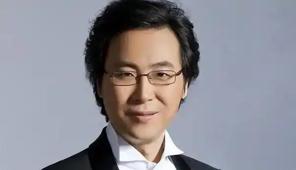 廖昌永对妻子说:我农村老娘70多了,我想接她过来,又怕你不同意,妻子