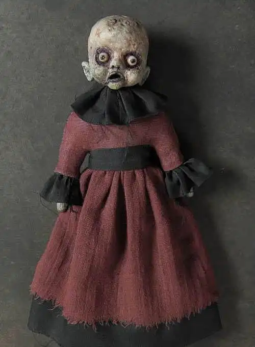 恐怖人偶娃娃看完可能导致不适