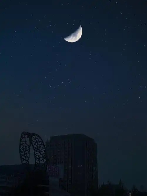 深蓝一个宁静的夜晚