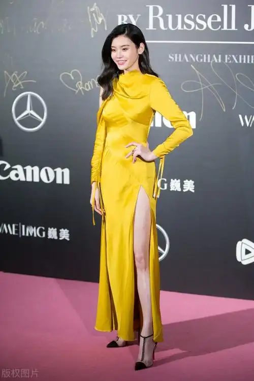 奚梦瑶,雪白的长腿,让人惊艳到了