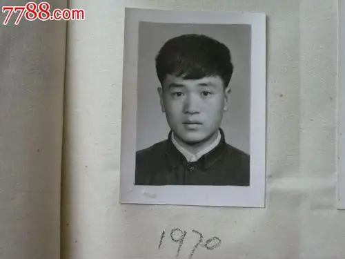 老照片140133-70年代秀气干部单人照5-3.7cm