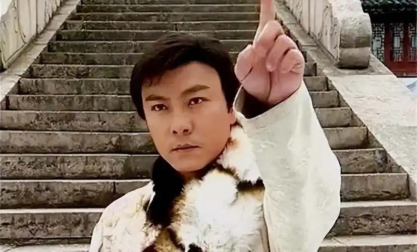 朱元璋想杀沈万三,指着猪蹄问:这道菜叫啥?沈回答3字保住性命