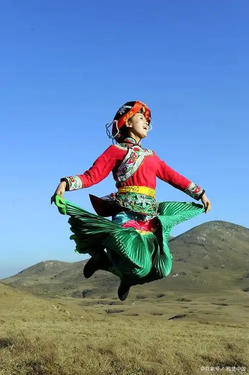 锡伯族是中国少数民族之一,主要分布在中国黑龙江省和新疆维吾尔自治