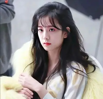 jisoo头像 拿图吱声.