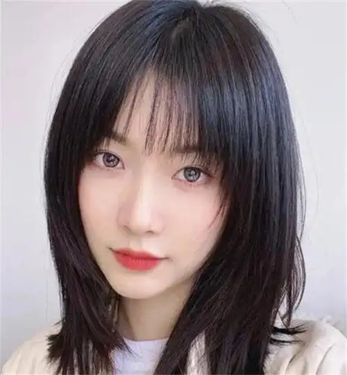 有层次感的中长发直发层次感中长直发推荐