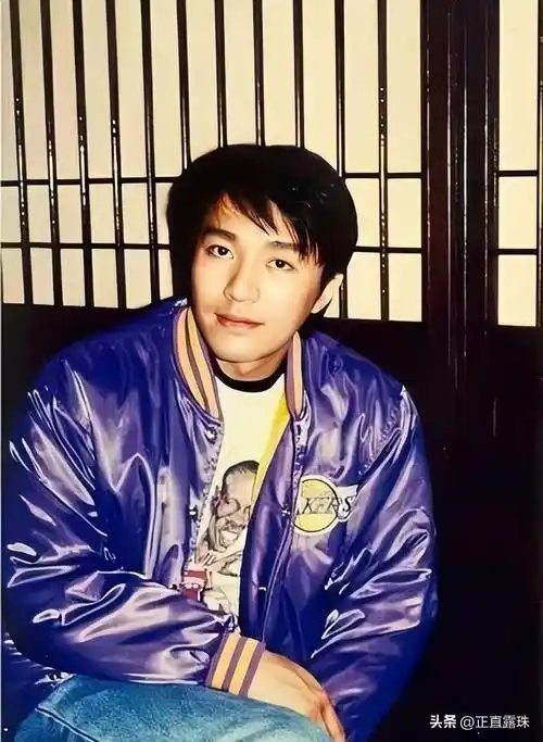 周星驰近况曝光!直面面对"62岁无儿无女",原来向太早有暗示