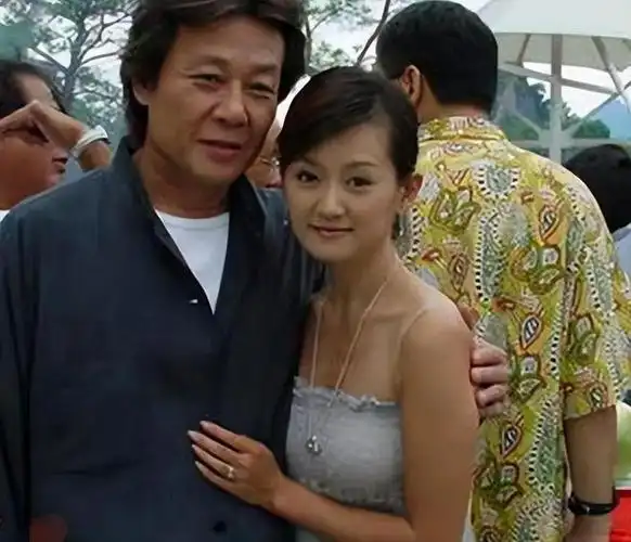 寇世勋:一妻一妾楼上楼下住,共同和平生活27年,晚年却说后悔了