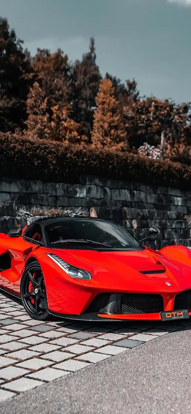 今日壁纸,邀您鉴赏!(神车之一法拉利laferrari)#法 - 抖音