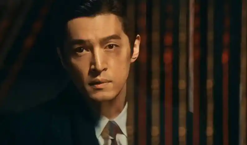 《繁花》躲过41岁胡歌的帅气颜值,却被42岁比舒淇还性感的她惊艳