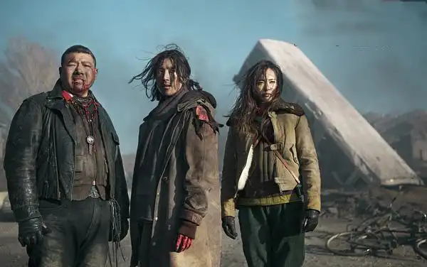 九层妖塔剧照我们明白陆川在《九层妖塔》口碑崩盘以后,想给自己作品