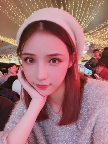 原创dota2:美女解说kiko深陷节奏,"lol土豪局"引人深思!