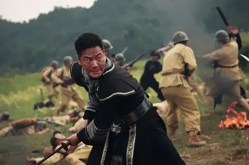 孙小光执导,连奕名,王新,杨若兮,王珂等人主演的电视剧《狼烟》正在