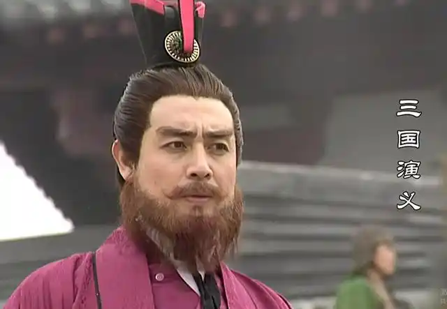 在三国时期,曹操,刘备,孙权三个老板,你更愿意跟谁干