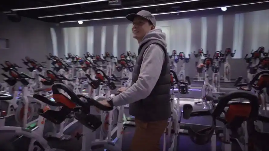 daniel wu 吴彦祖 x space | cycle