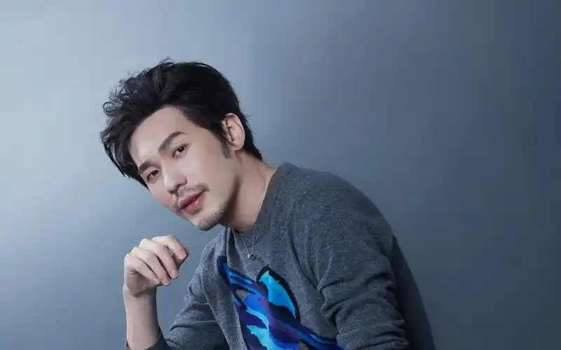 性感大叔白宇帅气写真,大陆明星-回车桌面