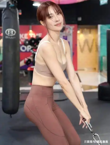 39岁郎朗的娇妻吉娜分享瘦身经验简直脱胎换骨坦言方法简单