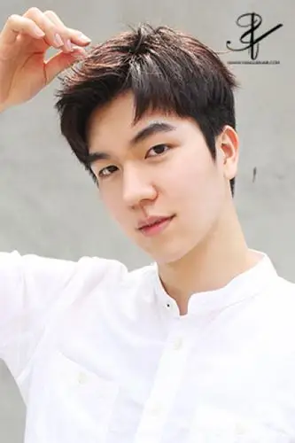 七款适合90后小鲜肉的男生时尚短发(4)-男生短发-帅哥发型网