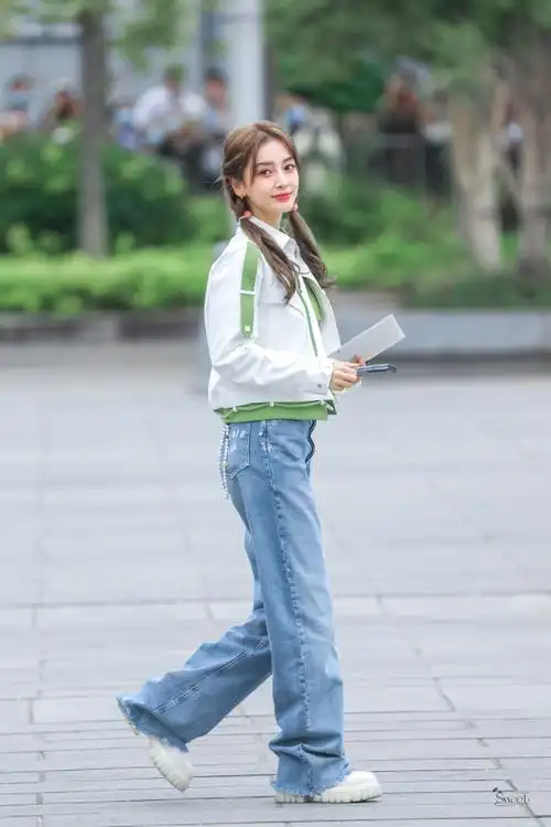 奔跑吧angelababy##杨颖奔跑吧双马尾编发造型