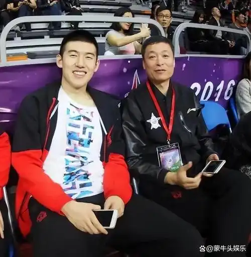 在征得付豪的同意之后,展淑萍和蒋彤彪在2008年正式结婚,婚后,蒋彤彪