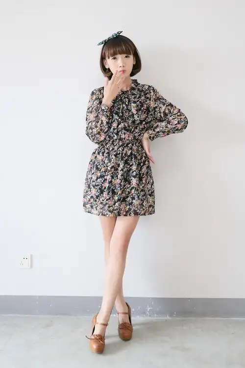 复古雪纺碎花连衣裙