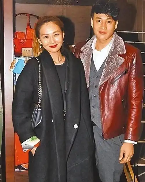 回顾何润东老婆林姵希:恋爱长跑9年默默陪伴支持,终收获幸福