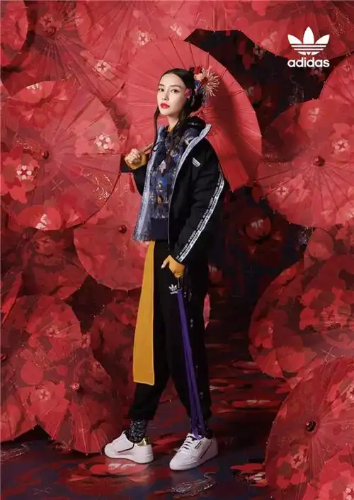 阿迪达斯2020新春广告,太妖艳!