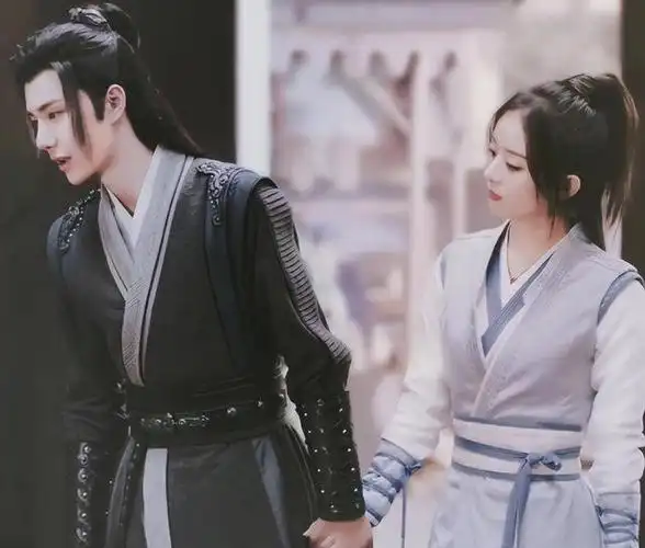 赵丽颖私聊夸卡斯柏不公开怕王一博不开心被质疑蹭王一博热度