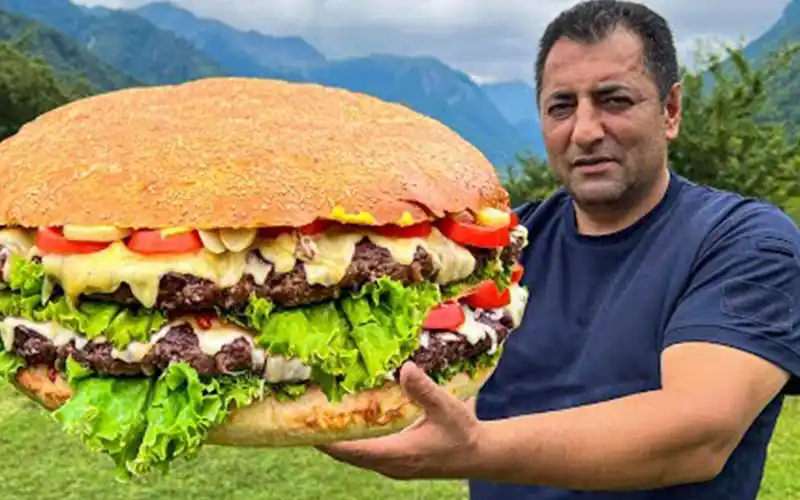 阿塞拜疆美食-超大汉堡