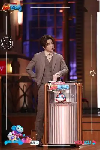 薛之谦《火星情报局》正片上线 分享与爸爸的温情时刻