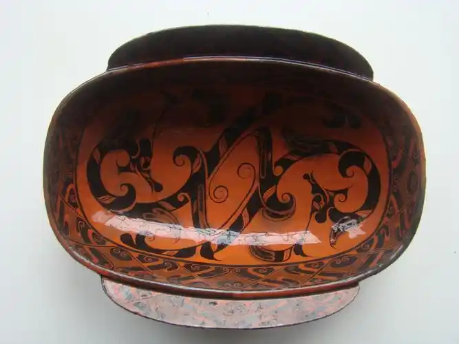 战国漆耳杯的装饰艺术