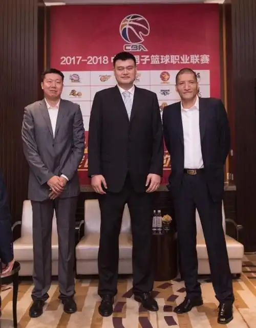 子承父业!巴特尔16岁儿子神龙马壮身高2米,未来确定为国效力-搜狐体育