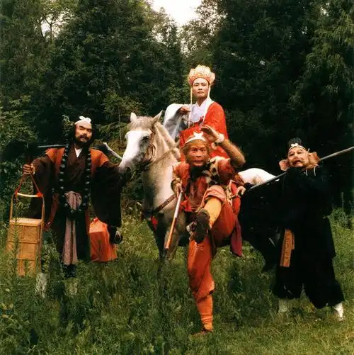 不只有那些经   经典永远是让人所回味无穷的,就像《西游记》永远是