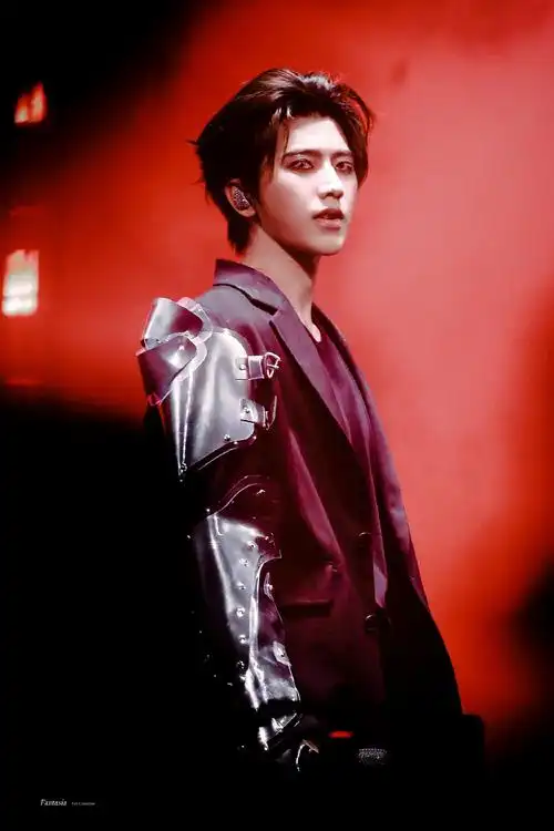 蔡徐坤超话#蔡徐坤2023迷巡回演唱会#好久不见～@蔡徐坤