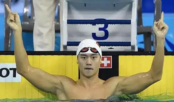 中国体坛中有三位巨星,宁泽涛是其中之一.