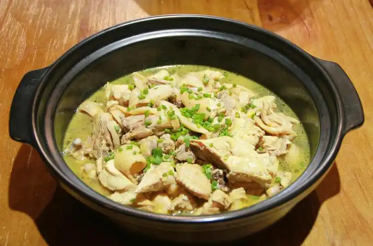 土土鸡煲