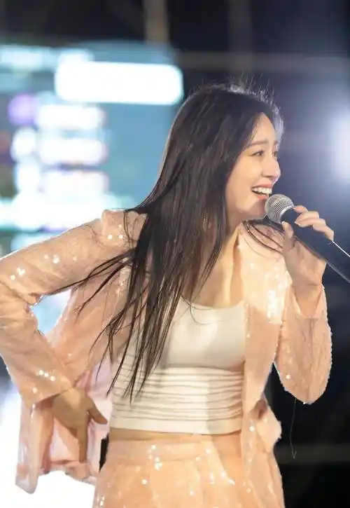 唐艺来_才华_梦想