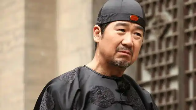 她让全场观众起来鼓掌,张国立都说来这儿可惜了!