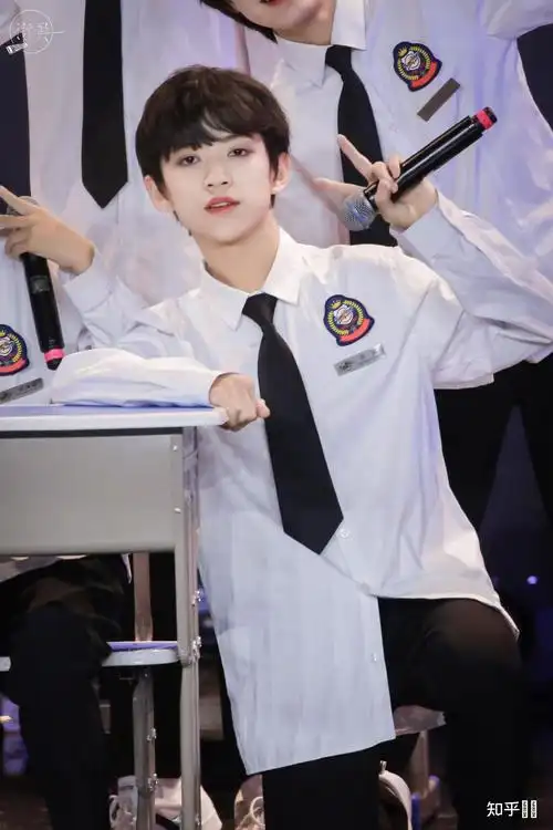 有没有tf家族三代比较惊艳的图片? - 知乎