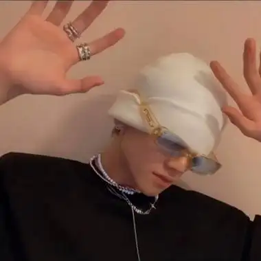 ins风男生头像分享