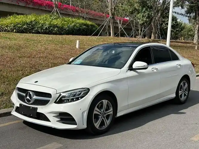 最新到店 18年11月19款奔驰c260l运动,8万公里  - 抖音