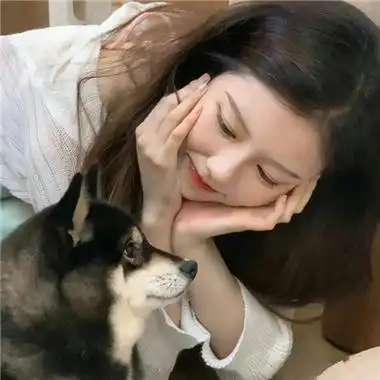 温柔干净的好看微笑女孩头像