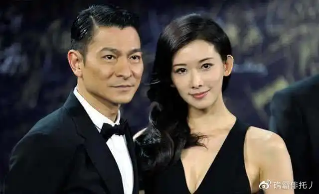 "马来小姐"朱丽倩:用了22年时间等华仔,女儿越来越像刘德华