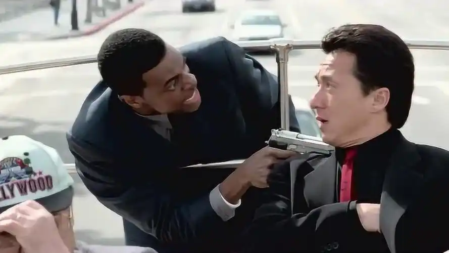 尖峰时刻:成龙摆脱男子,怎料他居然追了上来,大哥一脸无奈!