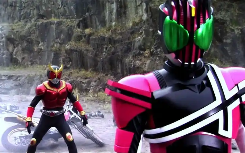 "你到底是谁"#帝骑 假面骑士decade