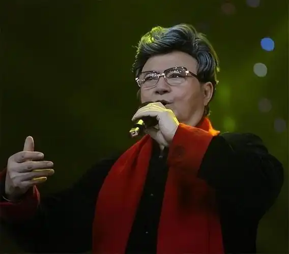 胡松华:与张曼茹相濡以沫60年,老伴离世后,女儿成他唯一的依靠