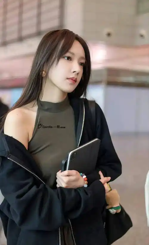 徐正溪退圈结婚韩素希知三当三魏大勋番位癌程潇和乐华续约张予曦舔饼