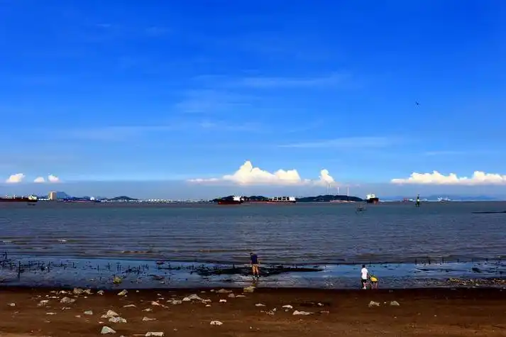 4. 广州南沙海滨风光带